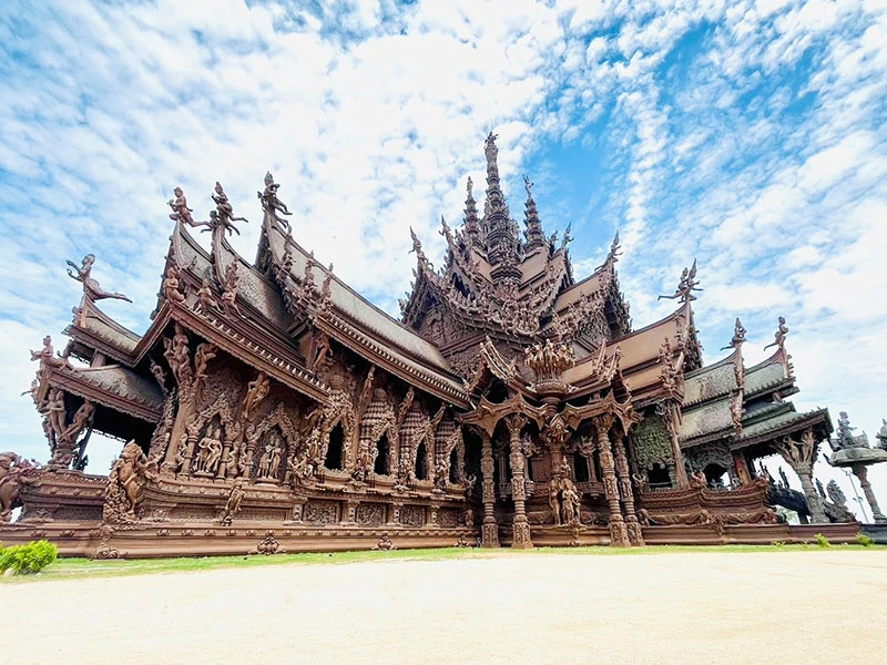 ปราสาทสัจธรรม
