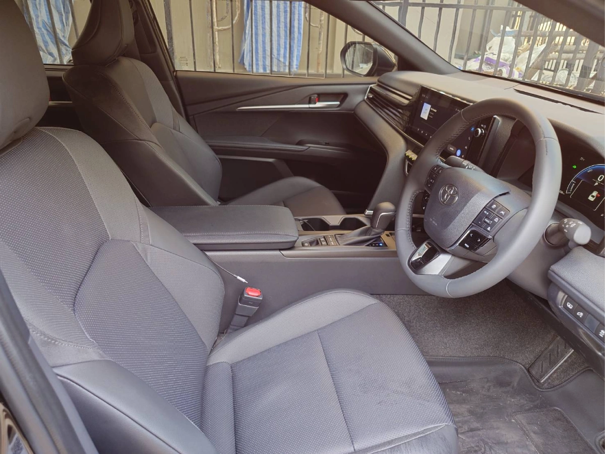 Toyota Camry 2025 #14