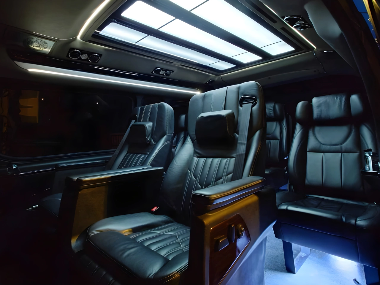 Toyota Commuter 2025 #22
